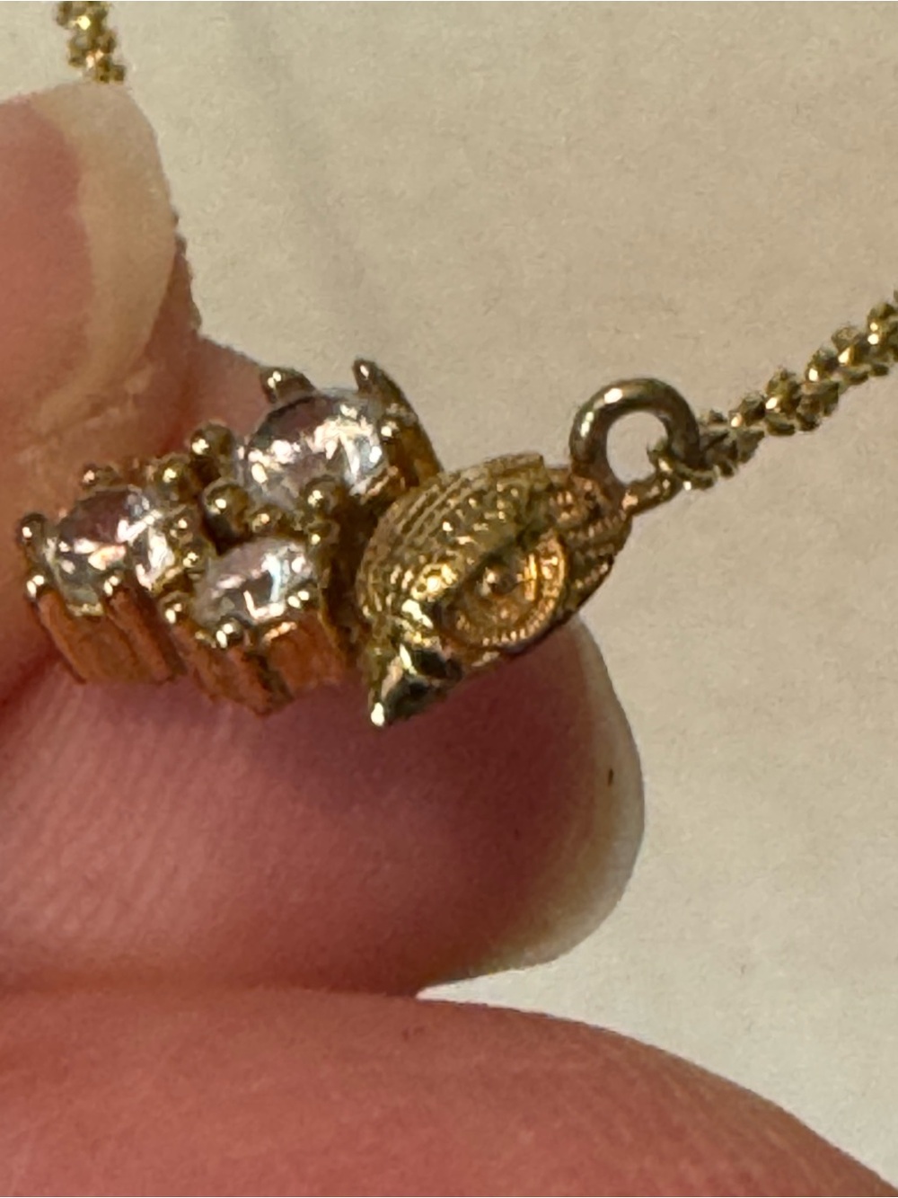 Kurt Geiger Gold-Tone Necklace with Clear Crystal Cluster & Eagle. 16-18” EUC - Picture 6 of 6